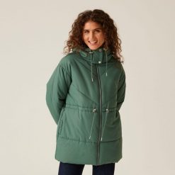 Kurtka turystyczna pikowana damska Regatta Rurie. Zielone kurtki damskie Regatta, na zimę, bez wzorów, z poliesteru, bez kaptura. Za 207.40 zł.