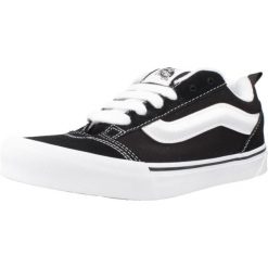 Buty VANS KNU SKOOL Czarny. Czarne obuwie trekkingowe damskie Vans, z tkaniny, bez zapięcia. Za 341.86 zł.