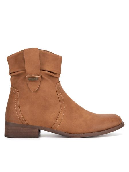 Clara Barson Kowbojki WS23280-01 Brązowy. Brązowe botki damskie Clara Barson, z materiału, bez obcasa, na płaskiej podeszwie, bez zapięcia. Za 149.99 zł.