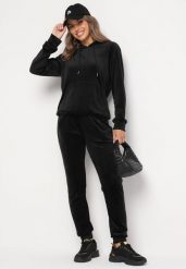 Czarny Welurowy Komplet Dresowy Bluza z Kapturem Spodnie z Gumką w Talii Ilseria. Czarne bluzy damskie Born2be, l, bez wzorów, z dresówki, z kapturem. Za 79.99 zł.