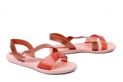 IPANEMA 82429 Vibe Sandal Fem AS179 pink/rose, sandały damskie. Czerwone sandały damskie Ipanema, bez wzorów, bez obcasa, bez zapięcia. Za 97.93 zł.