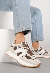 Beżowo-Brązowe Sneakersy na Płaskiej Podeszwie z Geometryczną Wstawką i Wzorem w Krowie Łaty Sewla. Brązowe obuwie sportowe damskie Renee, na lato, z jeansu, bez zapięcia. Za 109.99 zł.