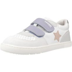 Buty TITANITOS L540 JORDI Fioletowy. Fioletowe obuwie trekkingowe damskie TITANITOS, ze skóry, bez zapięcia. Za 267.99 zł.