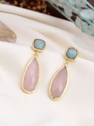L'Atelier de Gaia Pozłacane kolczyki-wkrętki z kwarcem różowym i amazonitami rozmiar: onesize. Niebieskie kolczyki damskie L'Atelier de Gaia, z kwarcem, pozłacane. Za 105.14 zł.
