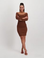 Steve Madden Sukienka "Aren" w kolorze jasnobrązowym rozmiar: XL. Brązowe sukienki damskie Steve Madden, bez wzorów, prążkowane, bez ramiączek. Za 74.81 zł.
