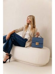 Lia Biassoni Skórzana torebka "Melacce" w kolorze granatowym - 27 x 24 x 8 cm rozmiar: onesize. Niebieskie torebki klasyczne damskie Lia Biassoni, z materiału, przez ramię, bez dodatków. Za 304.99 zł.