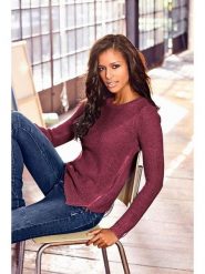 Heine Sweter w kolorze fioletowym rozmiar: 46. Różowe swetry klasyczne damskie Heine, ze splotem, z asymetrycznym kołnierzem. Za 60.99 zł.