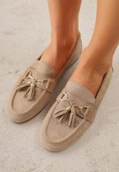 Beżowe Mokasyny VICES z Modnymi Chwostami z Imitacji Zamszu z Wkładką z Naturalnej Skóry Calirea. Brązowe mokasyny damskie Born2be, z jeansu, bez obcasa. Za 89.99 zł.
