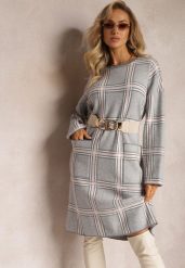 Szara Dzianinowa Sukienka Oversize z Naszytymi Kieszeniami w Kratę Deliuba. Szare sukienki damskie Renee, bez wzorów, z dzianiny, bez ramiączek. W wyprzedaży za 111.99 zł.
