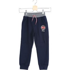 Granatowe Spodnie Dresowe Give In To Me. Spodnie dresowe chłopięce marki 4F. Za 14.99 zł.