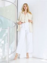 Białe jeansy wide leg - biały. Białe jeansy damskie Sinsay. Za 55.99 zł.