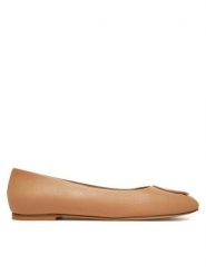 Aigner Baleriny Madeleine 2A 1251300 Brązowy. Brązowe balerinki damskie Aigner, bez wzorów, ze skóry. Za 799.99 zł.