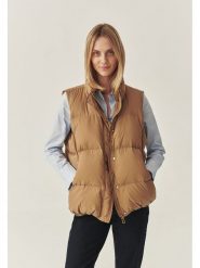 TATUUM Kamizelka w kolorze karmelowym rozmiar: M. Brązowe kamizelki damskie TATUUM, m, bez wzorów, bez kaptura. Za 264.77 zł.