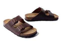 DR. BRINKMANN 600133-02 braun, klapki damskie. Brązowe klapki damskie Dr. Brinkmann, bez wzorów, ze skóry, bez obcasa, bez zapięcia. Za 264.90 zł.