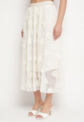 Jasnobeżowa Rozkloszowana Spódnica ze Strukturalnej Tkaniny z Gumką w Talii Folenne. Brązowe spódnice damskie Born2be, na co dzień, l, bez wzorów, z tkaniny, eleganckie, midi. Za 89.99 zł.