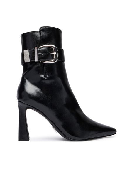 Steve Madden Botki Stashed SM11004780 Czarny. Czarne botki damskie Steve Madden, ze skóry, bez obcasa, na słupku, bez zapięcia. Za 689.99 zł.