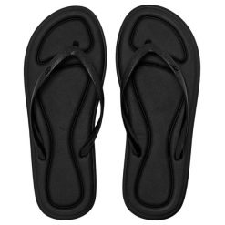Japonki damskie 4F 4FWSS25FFLIF185. Czarne klapki damskie 4F, bez wzorów, z gumy, bez obcasa, bez zapięcia. Za 49.99 zł.