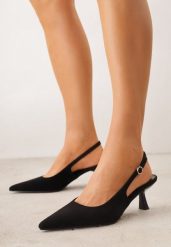 Czarne Czółenka Slingback na Kaczuszce z Imitacji Zamszu Mairiko. Czarne czółenka damskie Renee, bez wzorów, z materiału, ze szpiczastym noskiem, bez obcasa, na obcasie. Za 109.99 zł.