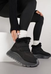 Czarne Sneakersy Śniegowce Vices na Grubej Podeszwie z Zapięciem na Rzep i Futrem Nelisella. Czarne obuwie sportowe damskie Born2be, z jeansu, bez zapięcia. Za 109.99 zł.