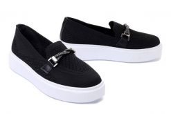 ARTIKER RELAKS 52C0215 czarny, półbuty sportowe damskie. Czarne półbuty damskie Artiker Relaks, bez wzorów, bez obcasa, bez zapięcia. Za 125.93 zł.