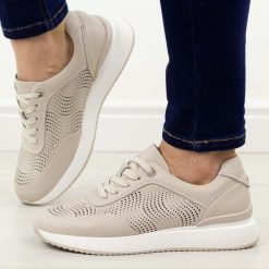 Beżowe ażurowe skórzane półbuty damskie S.Barski 51-551. Brązowe półbuty damskie S.BARSKI, na jesień, w ażurowe wzory, z jeansu, bez obcasa, na płaskiej podeszwie, bez zapięcia. Za 219.00 zł.