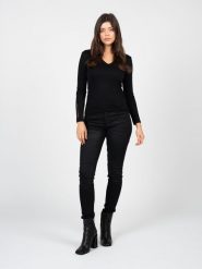 Guess Jeansy "Skinny" | W2RA47 D4KI1 | Kobieta | Czarny. Czarne jeansy damskie Guess, z aplikacjami, z bawełny, z podwyższonym stanem. W wyprzedaży za 329.00 zł.