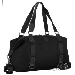 Damska torba treningowa z poliestru w czarnym kolorze zamykana suwakiem - Peterson. Czarne torby sportowe Peterson, bez wzorów. Za 99.99 zł.