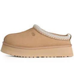 Kapcie Ugg Australian W Tazz Ii Damskie. Brązowe kapcie damskie Ugg. W wyprzedaży za 592.40 zł.