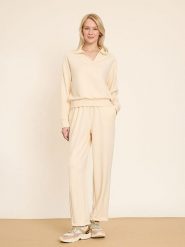 BGN Bluza w kolorze beżowym rozmiar: 34. Brązowe bluzy damskie BGN, bez wzorów, bez kaptura. Za 165.99 zł.