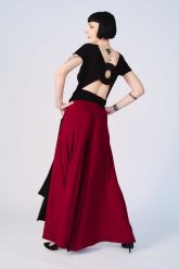 Bluzka Zsa Zsa Czarna. Czarne bluzki damskie Hultaj Polski, m, bez wzorów, z lycry, eleganckie, bez kołnierzyka, bez ramiączek. Za 339.00 zł.