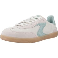 Buty Kobieta Skechers Hotshot biały. Białe obuwie sportowe casual damskie Skechers, ze skóry, bez zapięcia. Za 267.85 zł.