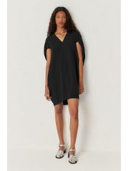 SKFK Sukienka "Leiun" w kolorze czarnym rozmiar: 34. Czarne sukienki damskie SKFK, bez wzorów, bez ramiączek. Za 274.99 zł.