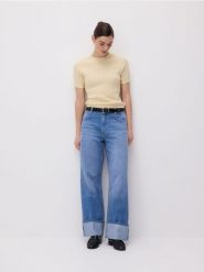 Jeansy straight - niebieski. Niebieskie jeansy damskie Reserved. Za 199.99 zł.