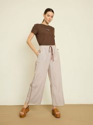 BGN Spodnie w kolorze szarym rozmiar: 34. Szare spodnie materiałowe damskie BGN, bez wzorów, z materiału. Za 100.99 zł.