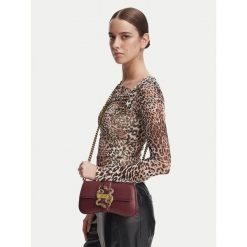 Torebka Just Cavalli. Czerwone torebki wieczorowe damskie Just Cavalli, bez wzorów, bez dodatków. Za 759.99 zł.