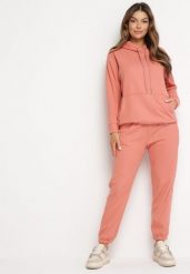 Różowy Bawełniany Komplet Dresowy z Bluzą i Spodniami Zansira. Czerwone bluzy damskie Born2be, l, bez wzorów, z bawełny, z kapturem. Za 89.99 zł.