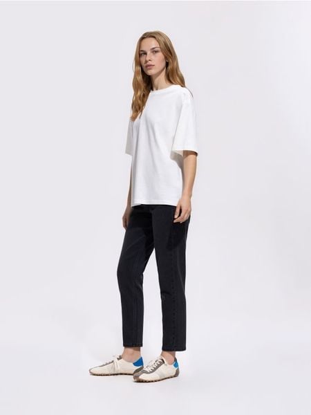 Jeansy mom comfort - czarny. Czarne jeansy damskie Reserved. Za 129.99 zł.