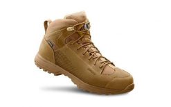 Buty militarne trekkingowe Crispi AT 4 GTX. Brązowe obuwie trekkingowe damskie Crispi, z gore-texu, bez zapięcia. Za 1,349.00 zł.