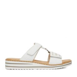 Klapki Rieker. Białe klapki damskie Rieker, bez wzorów, bez obcasa, bez zapięcia. Za 299.99 zł.