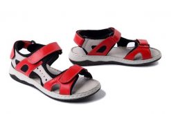 ARTIKER RELAKS 56C0455 kolorowy, sandały damskie. Czerwone sandały damskie Artiker Relaks, bez wzorów, bez obcasa, na płaskiej podeszwie, bez zapięcia. Za 167.93 zł.