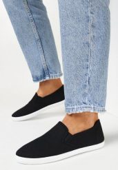 Czarne Wsuwane Tenisówki Materiałowe Kalaiya. Czarne obuwie sportowe damskie Born2be, z jeansu, bez zapięcia, tenisowe. Za 34.99 zł.