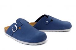 DR. BRINKMANN 600101-51 hellblau, klapki damskie. Niebieskie klapki damskie Dr. Brinkmann, bez wzorów, ze skóry, bez obcasa, bez zapięcia. Za 227.92 zł.