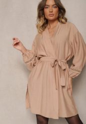Beżowa Sukienka Kimono z Wiskozy z Kieszeniami Zdobiona Ażurowymi Wstawkami Salithia. Brązowe sukienki damskie Renee, z aplikacjami, z wiskozy, eleganckie, bez ramiączek. W wyprzedaży za 83.99 zł.