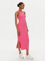 Pieces Sukienka codzienna Ruka 17136447 Różowy Slim Fit. Czerwone sukienki damskie Pieces, bez wzorów, z bawełny, bez ramiączek. Za 129.99 zł.