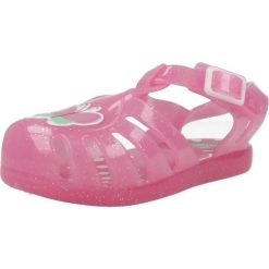 Sandały GIOSEPPO COLBURN Rose. Czerwone sandały damskie Gioseppo, bez wzorów, z gumy, bez obcasa, bez zapięcia. Za 111.99 zł.