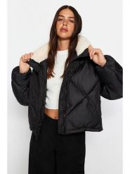 Trendyol Kurtka zimowa w kolorze czarnym rozmiar: M/L. Czarne kurtki damskie Trendyol, na zimę, l, bez wzorów, z puchu, bez kaptura. Za 199.65 zł.