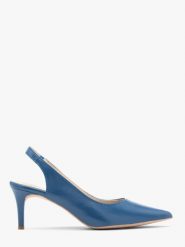 Niebieskie czółenka typu slingback JOAN. Niebieskie czółenka damskie Ryłko, bez wzorów, z gumy, bez obcasa, na szpilce. W wyprzedaży za 249.99 zł.
