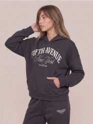 Dresowa bluza hoodie loose fit z napisem - szary. Szare bluzy damskie Sinsay, l, bez wzorów, z dresówki, bez kaptura. Za 39.99 zł.