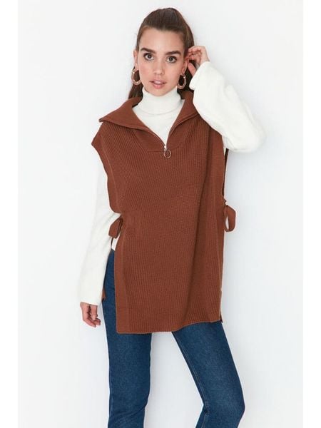 Trendyol Kamizelka w kolorze brązowym rozmiar: 42. Brązowe kamizelki damskie Trendyol, bez wzorów, bez kaptura. Za 73.99 zł.