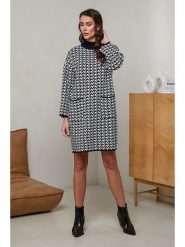 Soft Cashmere Sukienka dzianinowa w kolorze czarno-białym rozmiar: 38/40. Białe sukienki damskie Soft Cashmere, bez wzorów, z dzianiny, bez ramiączek. Za 173.99 zł.